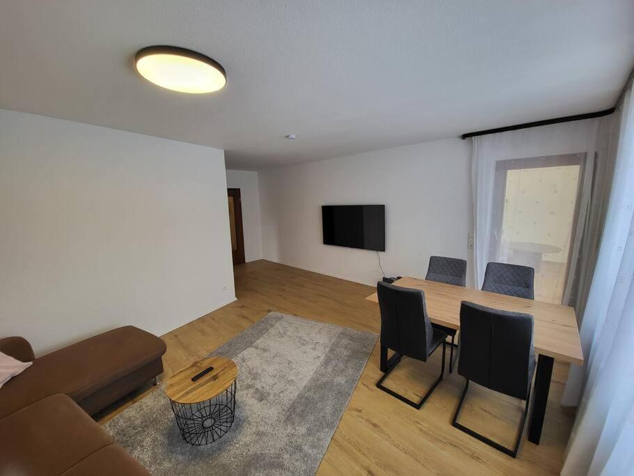 Schoenes Ruhiges Appartement Crailsheim Buitenkant foto
